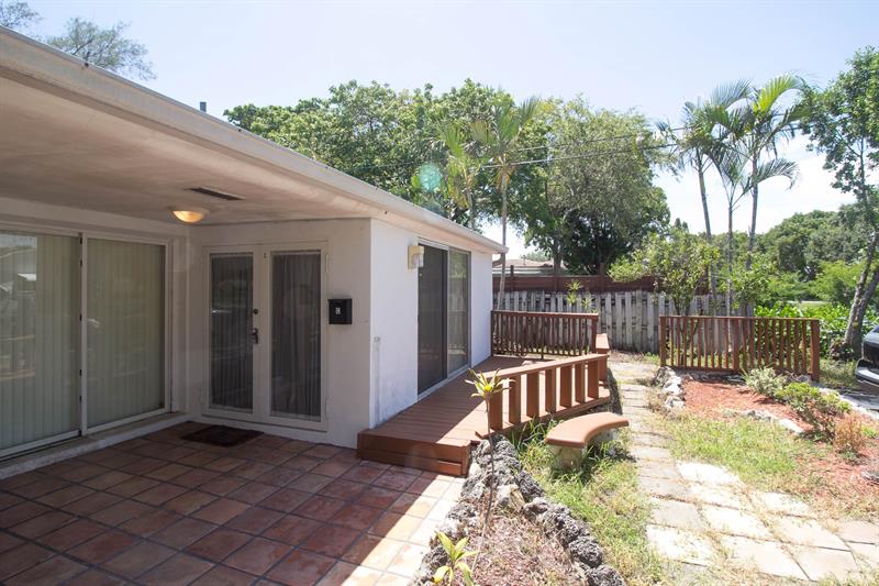 Details for 909 12th Ave  C, Pompano Beach, FL 33060