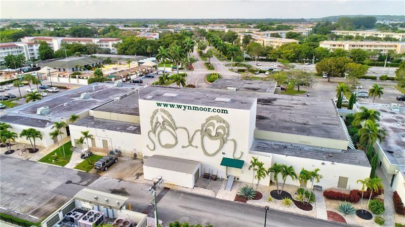 Image 26 of 33 For 4301 Martinique Cir  K1