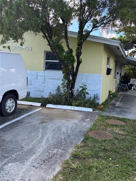 Image 3 of 12 For 2701 9th Ave