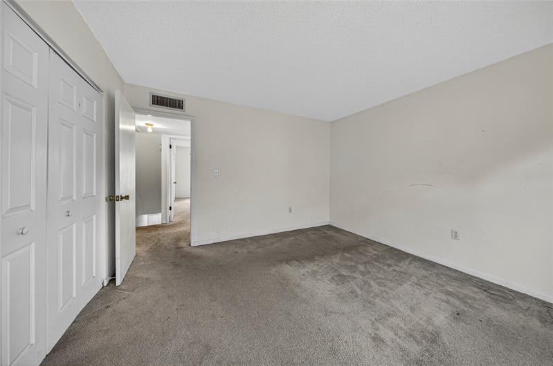 Image 21 of 31 For 809 Oakland Park Blvd  J5