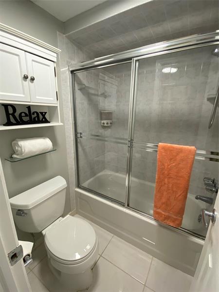 Image 17 of 19 For 21 Jacaranda Dr 124