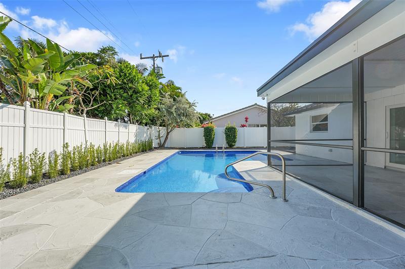 Image 33 of 61 For 1190 Dolphin Road