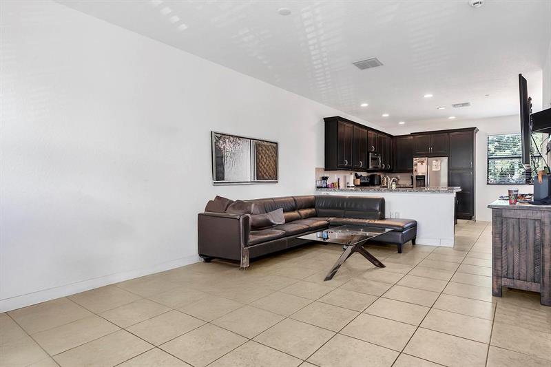 Image 10 of 29 For 11303 15th St