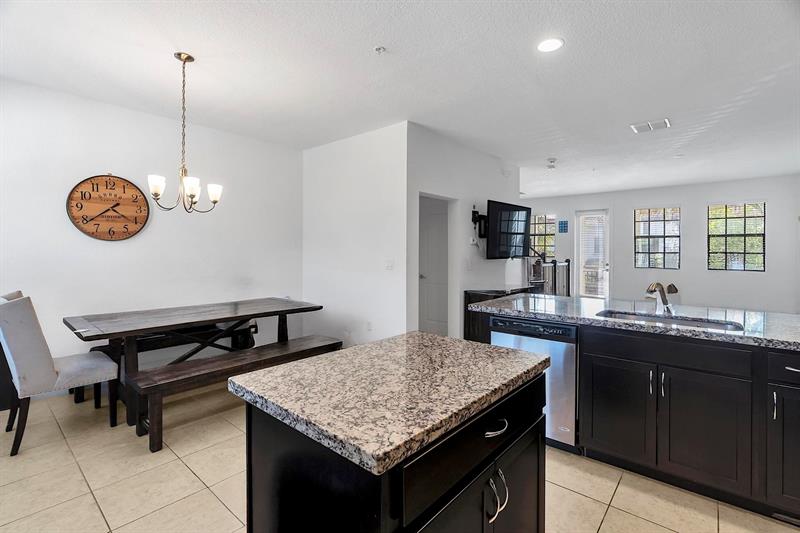 Image 17 of 29 For 11303 15th St