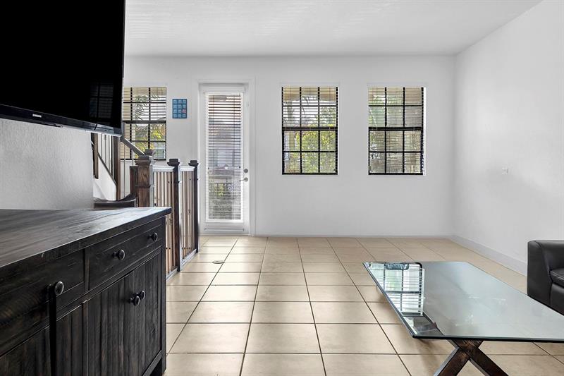 Image 20 of 29 For 11303 15th St