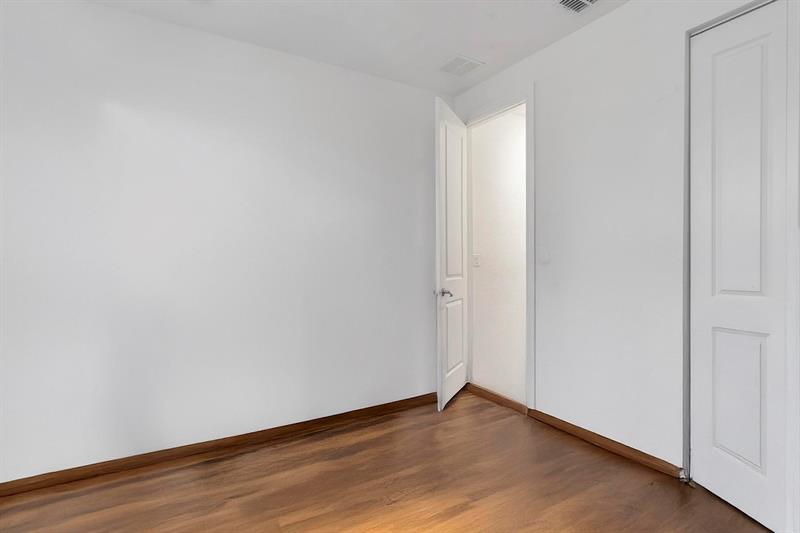 Image 23 of 29 For 11303 15th St