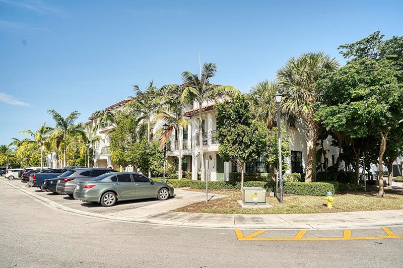 Image 4 of 29 For 11303 15th St