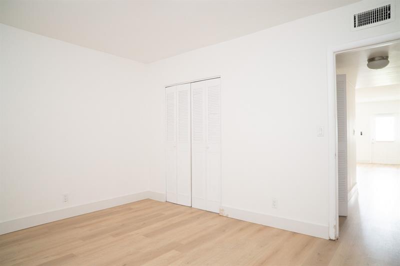 Image 14 of 22 For 701 Pine Drive 107