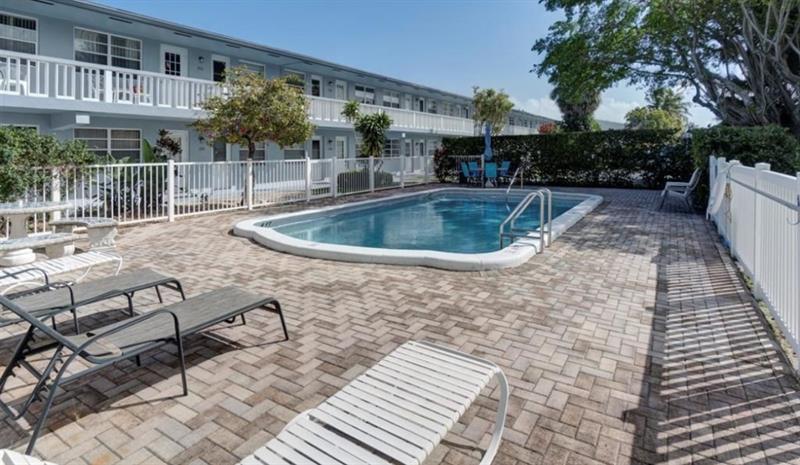 Image 6 of 22 For 701 Pine Drive 107