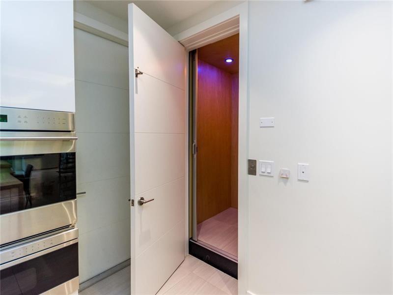 Image 11 of 41 For 240 Shore Ct