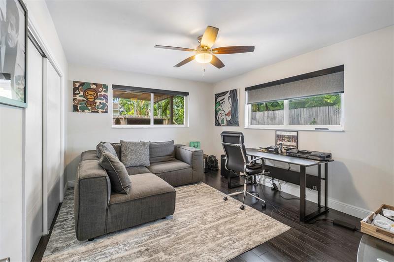 Image 20 of 42 For 2117 29th St