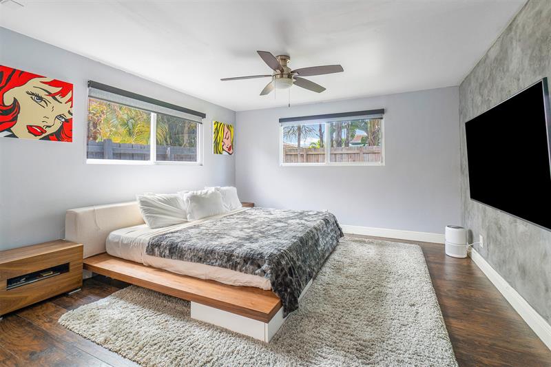 Image 23 of 42 For 2117 29th St