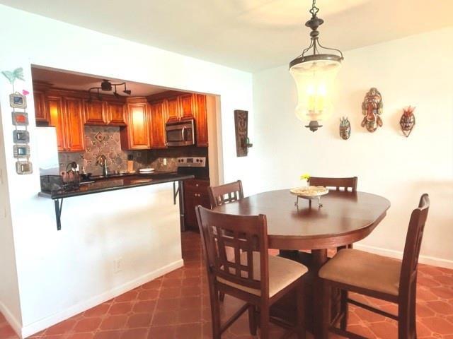 Image 13 of 57 For 2101 Ocean Dr  2502