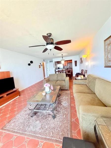 Image 18 of 57 For 2101 Ocean Dr  2502