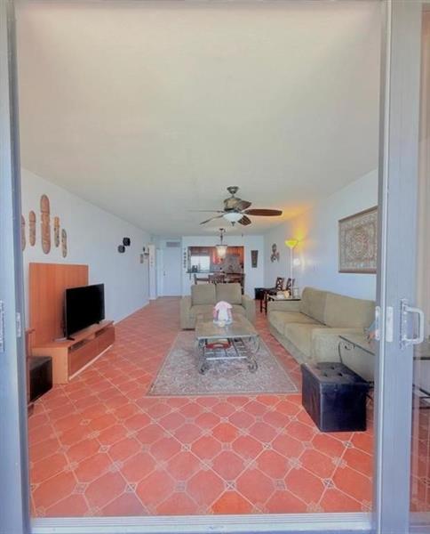 Image 20 of 57 For 2101 Ocean Dr  2502