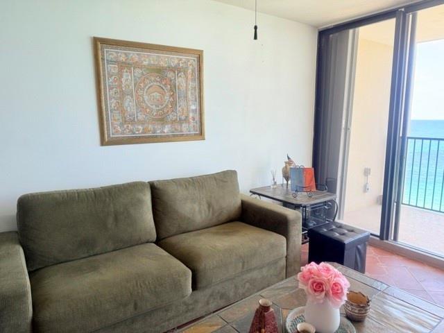 Image 22 of 57 For 2101 Ocean Dr  2502