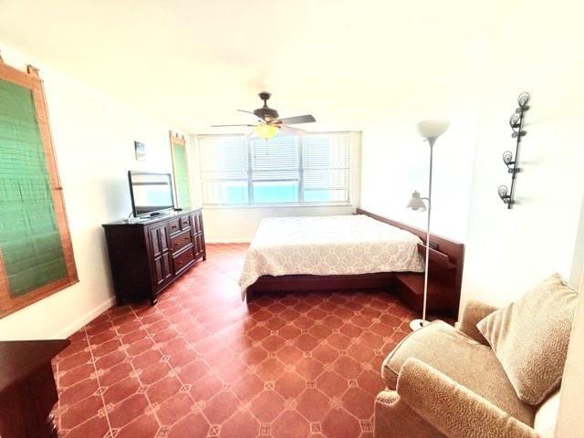 Image 29 of 57 For 2101 Ocean Dr  2502