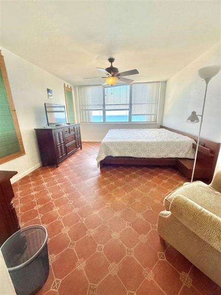 Image 30 of 57 For 2101 Ocean Dr  2502