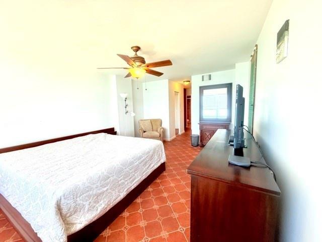 Image 35 of 57 For 2101 Ocean Dr  2502