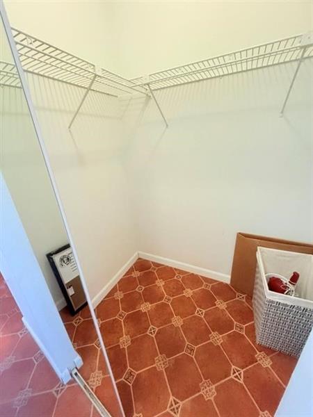 Image 38 of 57 For 2101 Ocean Dr  2502