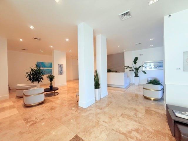 Image 42 of 57 For 2101 Ocean Dr  2502