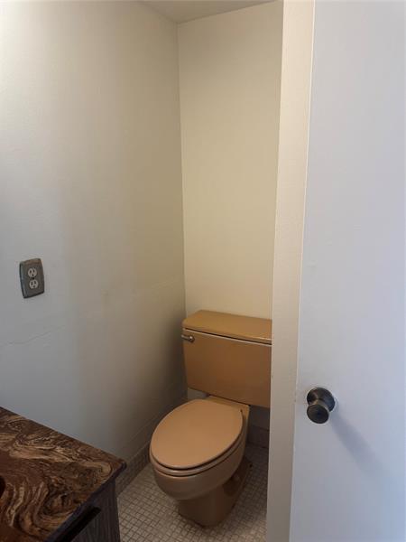 Image 15 of 24 For 2851 183rd St  2004