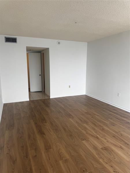 Image 16 of 24 For 2851 183rd St  2004