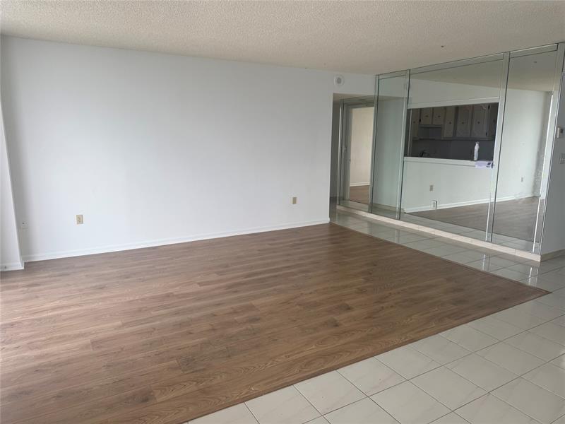 Image 8 of 24 For 2851 183rd St  2004