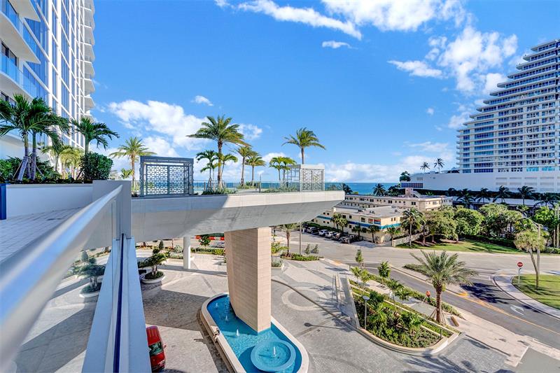 Image 36 of 70 For 153 Seabreeze Blvd  902-s