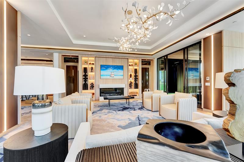 Image 43 of 70 For 153 Seabreeze Blvd  902-s