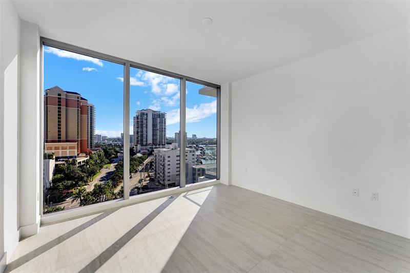 Image 55 of 70 For 153 Seabreeze Blvd  902-s