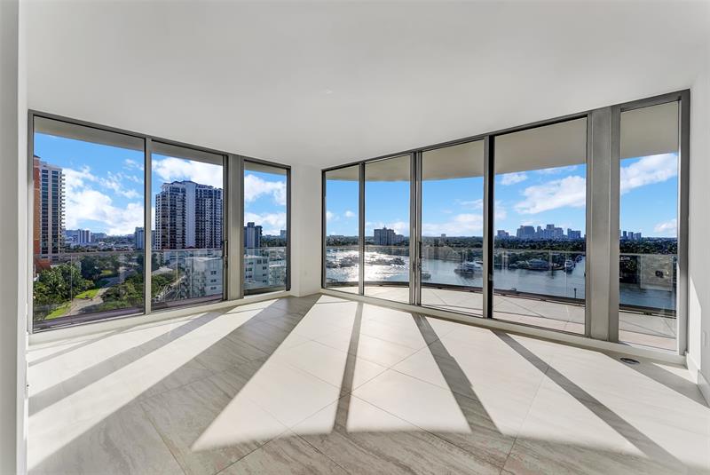 Image 56 of 70 For 153 Seabreeze Blvd  902-s