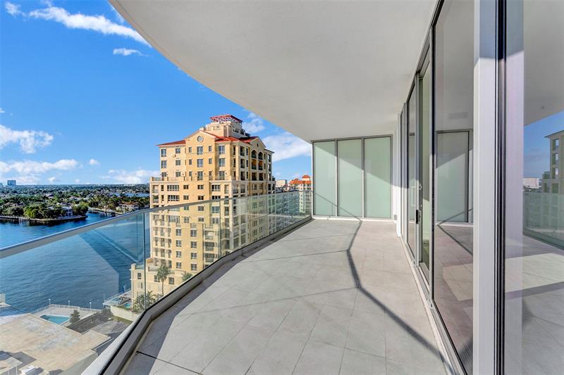 Image 58 of 70 For 153 Seabreeze Blvd  902-s