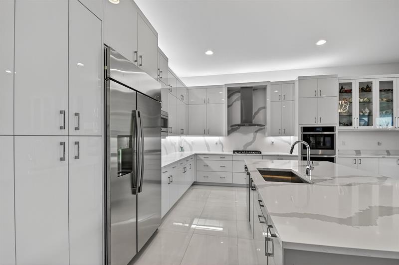 Image 15 of 91 For 11110 Glen Orchard Ln