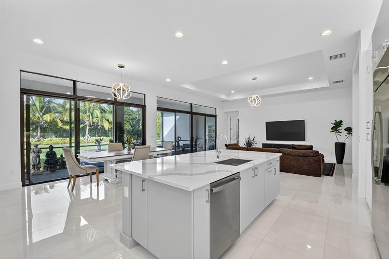 Image 17 of 91 For 11110 Glen Orchard Ln