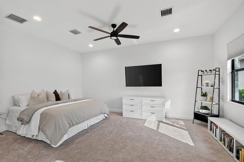 Image 37 of 91 For 11110 Glen Orchard Ln