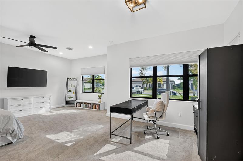 Image 41 of 91 For 11110 Glen Orchard Ln