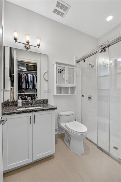 Image 44 of 91 For 11110 Glen Orchard Ln