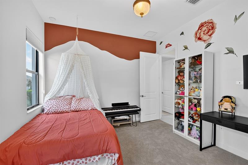 Image 46 of 91 For 11110 Glen Orchard Ln