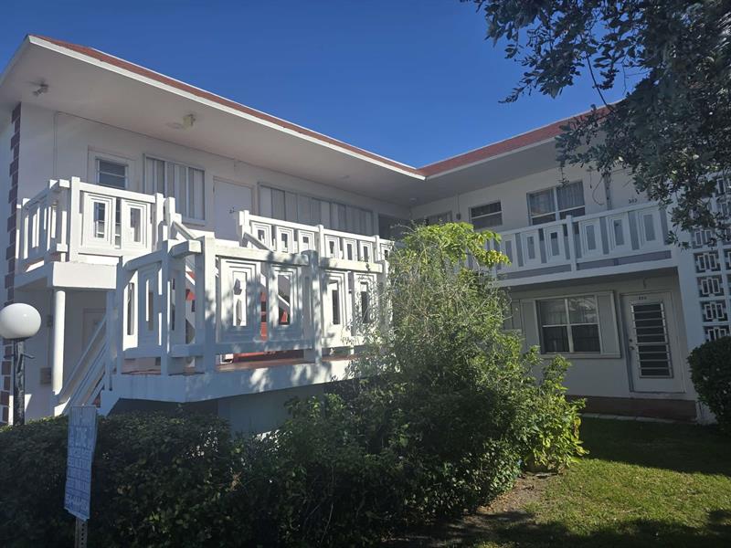 Details for 1320 43rd Ter, Lauderhill, FL 33313