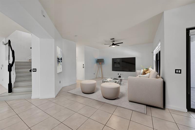 Image 11 of 35 For 25241 118th Ave