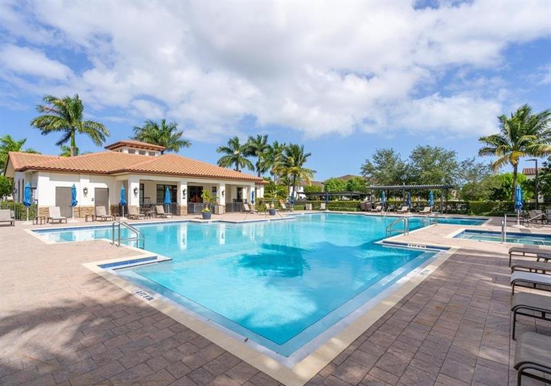 Image 32 of 35 For 25241 118th Ave