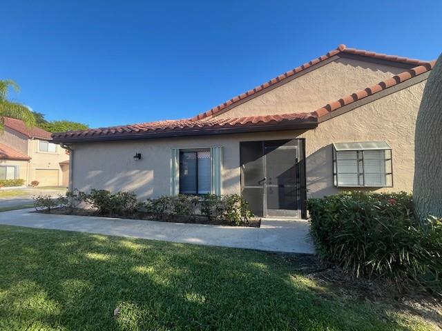 Image 22 of 51 For 3313 Inverrary Blvd  3313