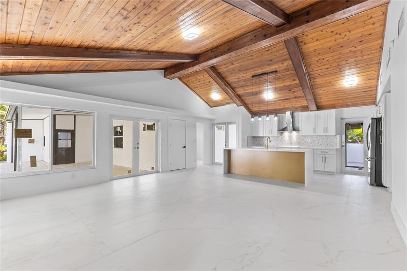 Image 10 of 46 For 4701 1st Pl  