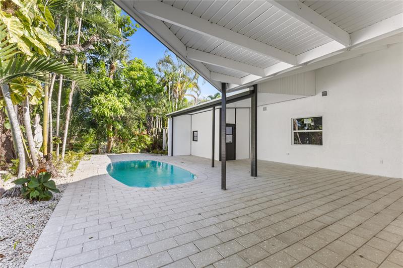 Image 32 of 46 For 4701 1st Pl  