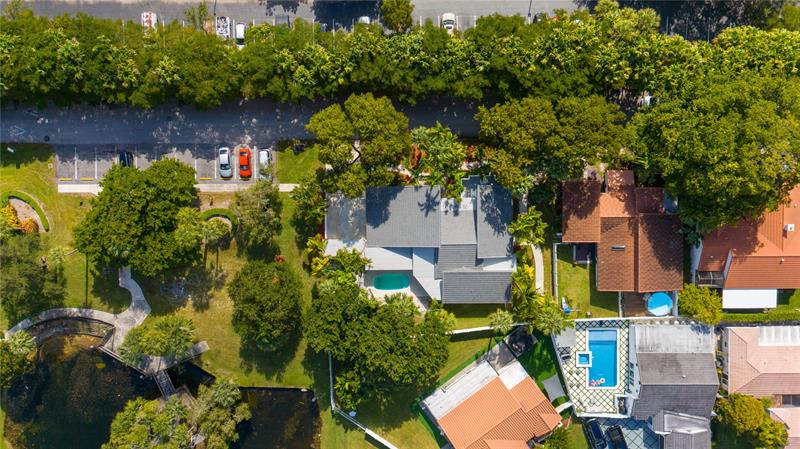 Image 41 of 46 For 4701 1st Pl  