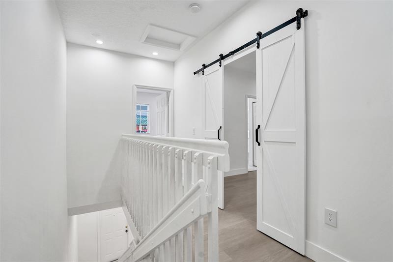 Image 18 of 35 For 1003 100th Ave