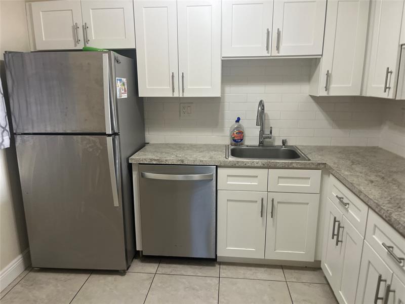 Image 12 of 38 For 5507 24th Ave