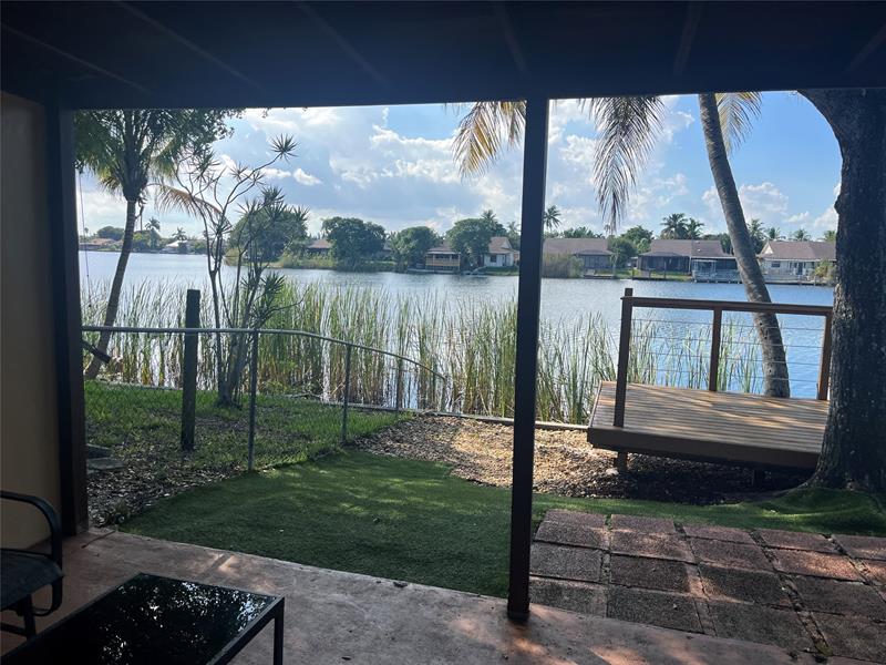 Image 25 of 38 For 5507 24th Ave