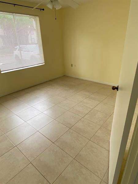 Image 11 of 23 For 12104 Glenmoor Dr  12104